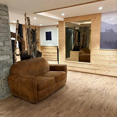 Apartment Renove- Skis Aux Pieds-parking- 1650